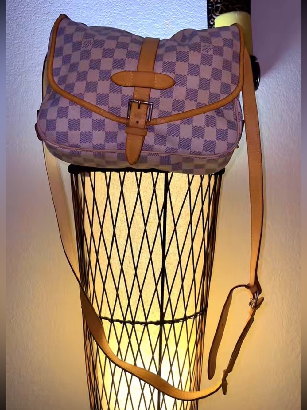 Authentic Louis Vuitton, please check all picture of condition